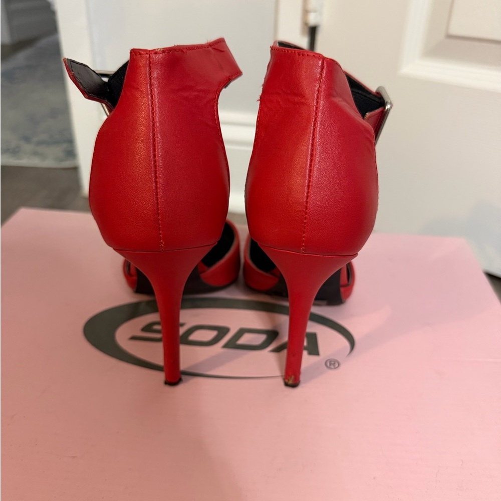 Primark Red Pointed Ankle-Strap Stiletto Heels - Picture 3 of 4